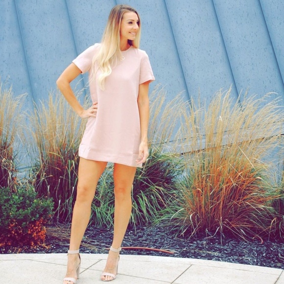 Heels - Picture 4 of 4